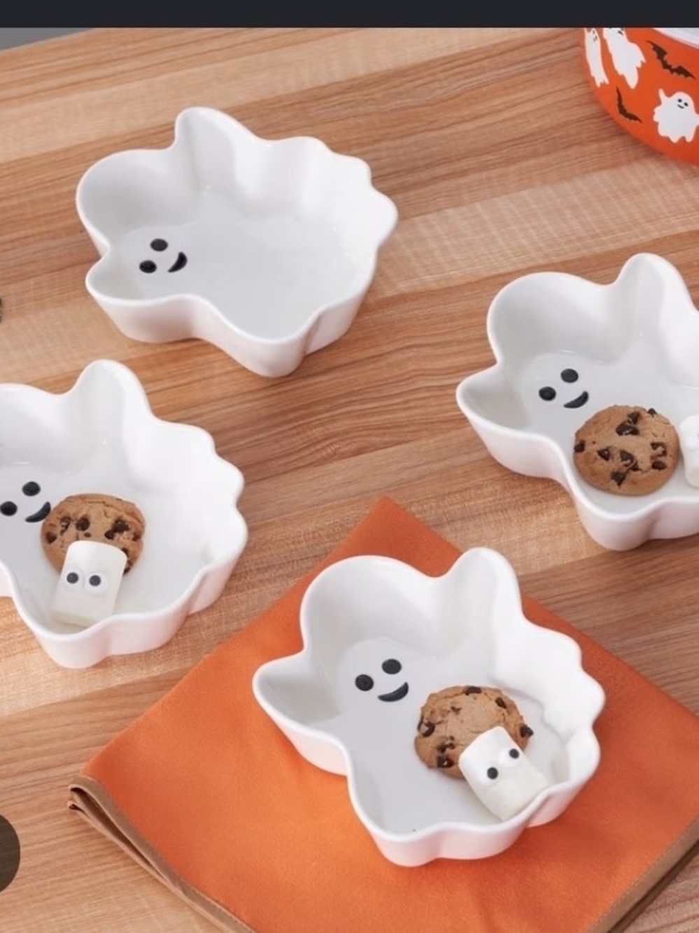 White Ghost Ceramic Snack Dishes/Finger Bowls - 4-Pack - New In Box!